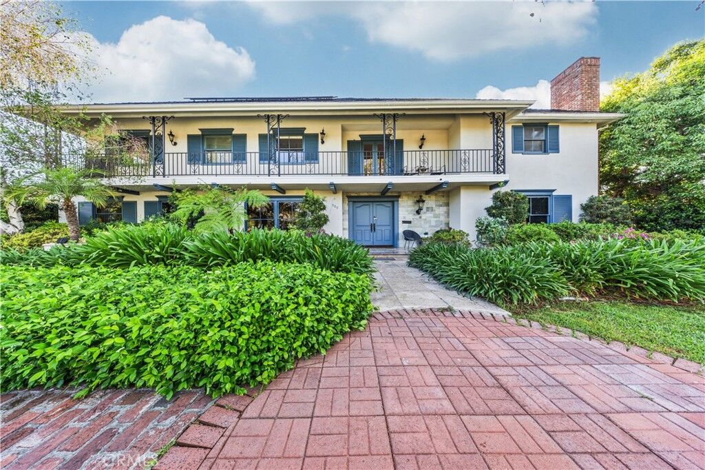 Property Photo: 900 Gainsborough CA 91107