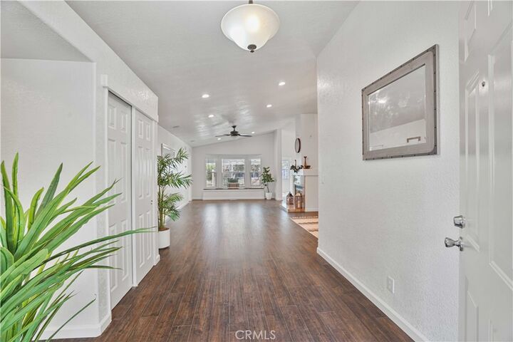 Property Photo:  27903 Vista View Drive  CA 91351 
