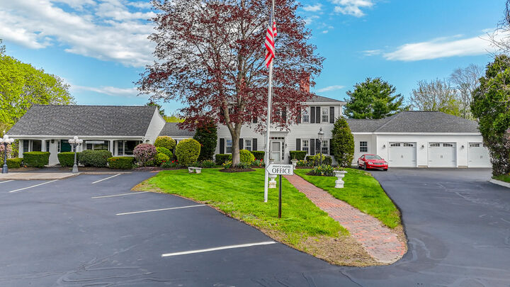 Property Photo:  626 US Route 1  ME 04074 