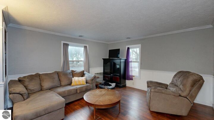 Property Photo:  233 E Wright Avenue  MI 48883 