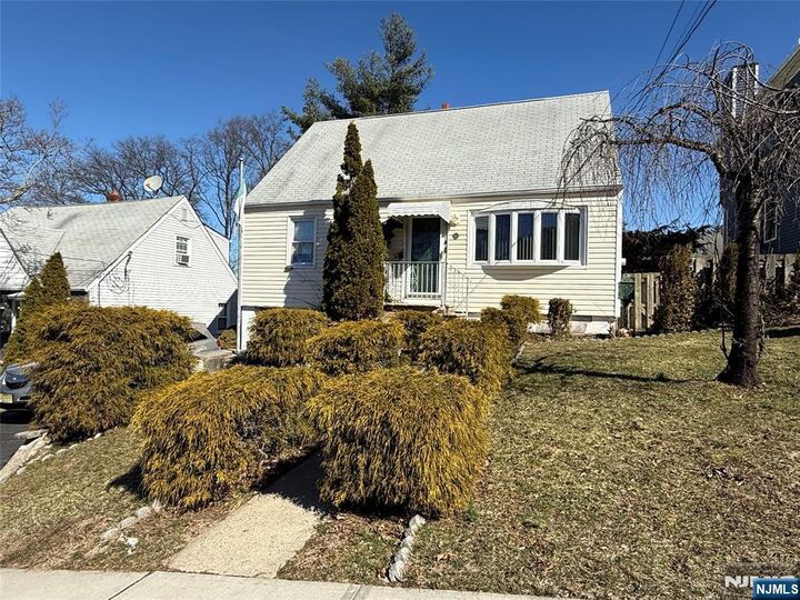 Property Photo:  63 Raymond Street  NJ 07604 