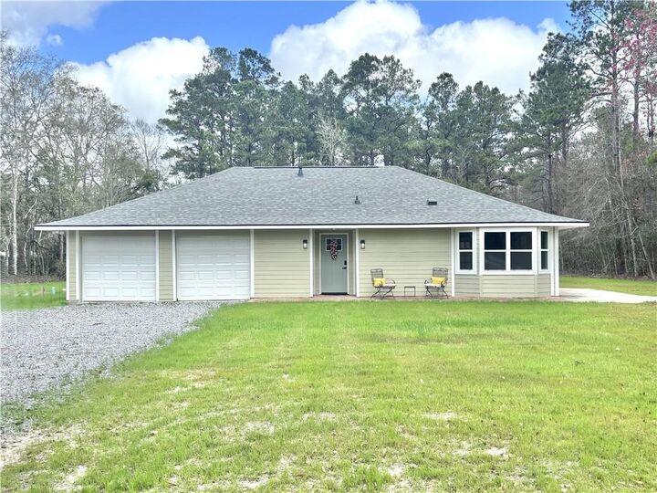 Property Photo:  37545 Pine Street Extension Street  LA 70452 