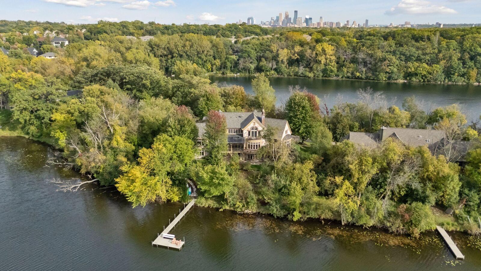 Property Photo:  1465 Island Drive  MN 55422 