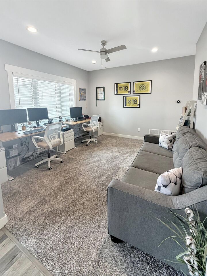 Property Photo:  1262 Tucker Hill Dr  IA 51024 