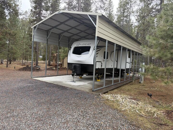 Property Photo: 17103 Milky Way Road OR 97707