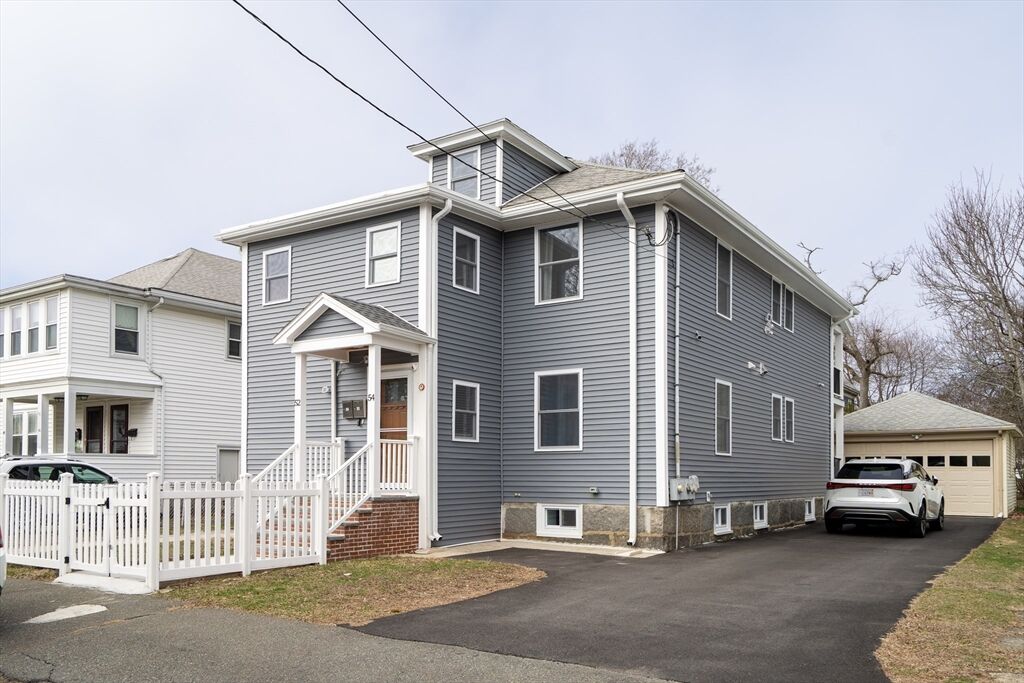 Property Photo:  52 Holyoke St 2  MA 02171 