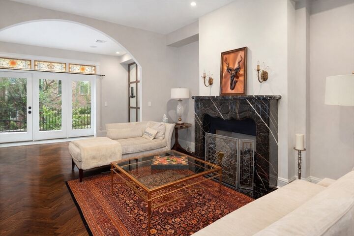 Property Photo:  109 Appleton St  MA 02116 