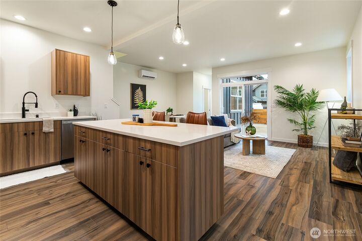 Property Photo:  4239  Melrose Lane  WA 98226 