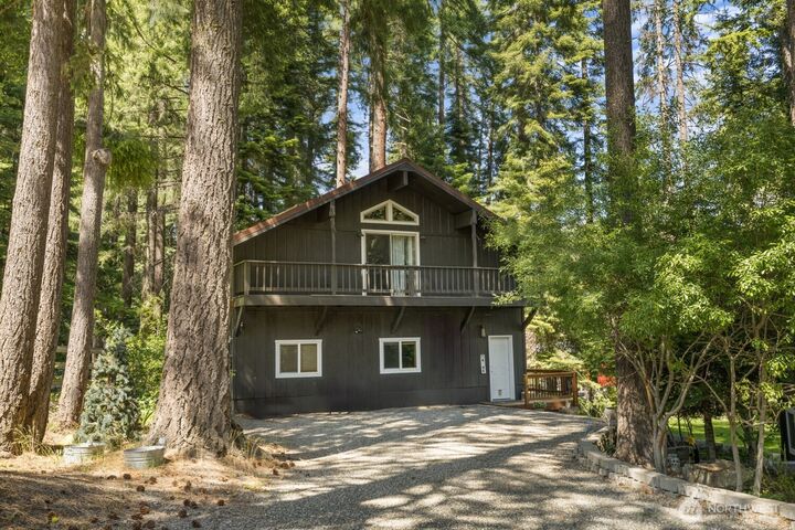 Property Photo: 671 W Pacific Avenue WA 98940