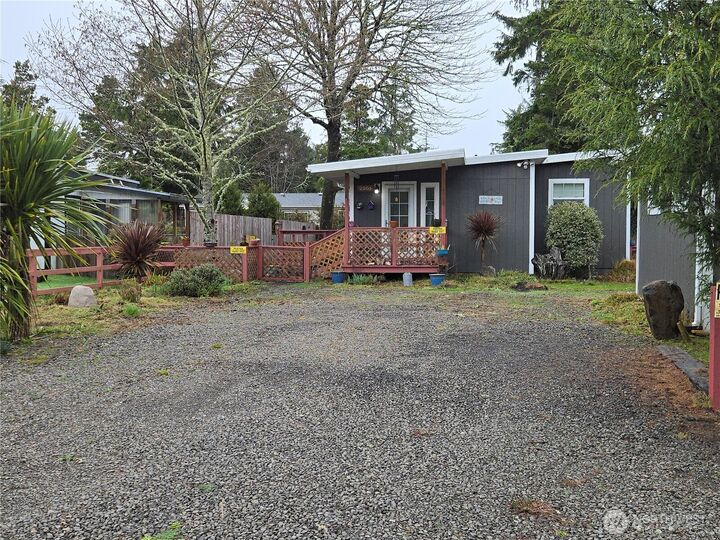 Property Photo:  2205  300th Place  WA 98640 