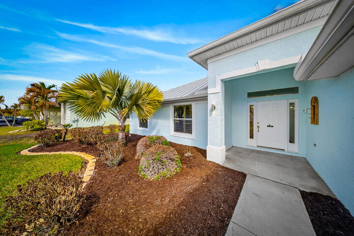 Property Photo: 4681 SW Ulster Street FL 34953