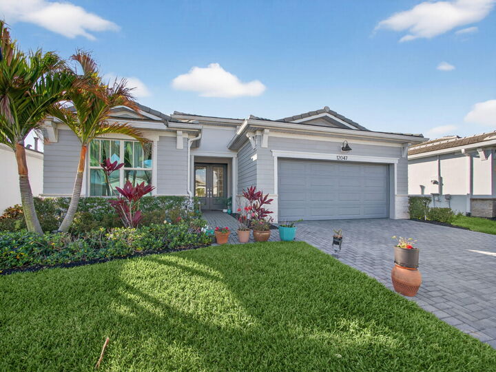 Property Photo:  12047 SW Viridian Boulevard  FL 34987 