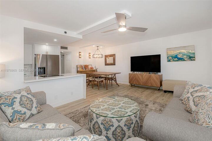 Property Photo:  300 SW 134th Way 212E  FL 33027 