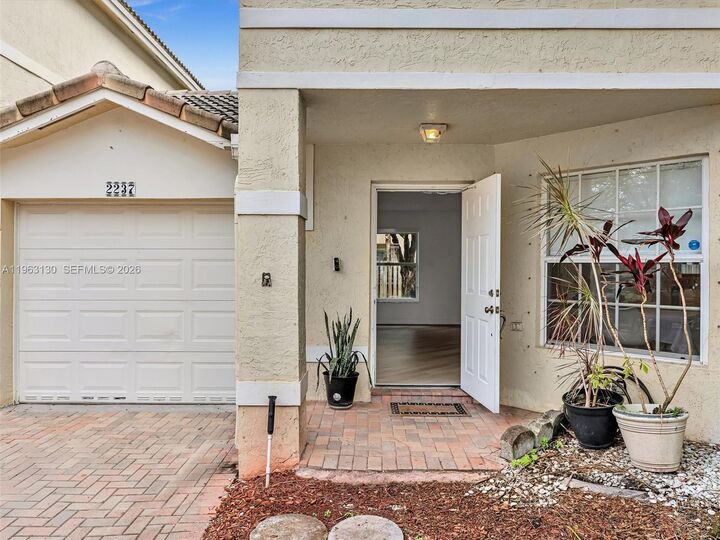 Property Photo: 2237 NW 171st Ter FL 33028