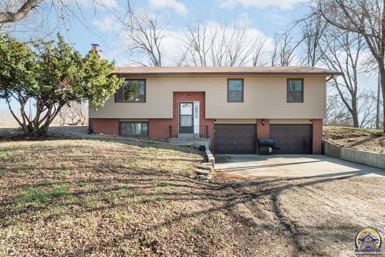 Property Photo:  672 High View Rd  KS 66512 