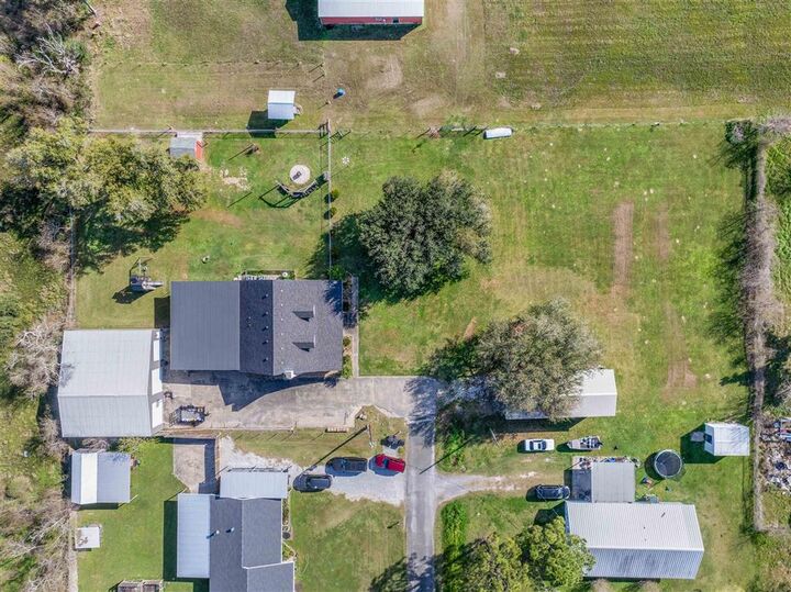 Property Photo:  141 Thomas Lane  LA 70607 