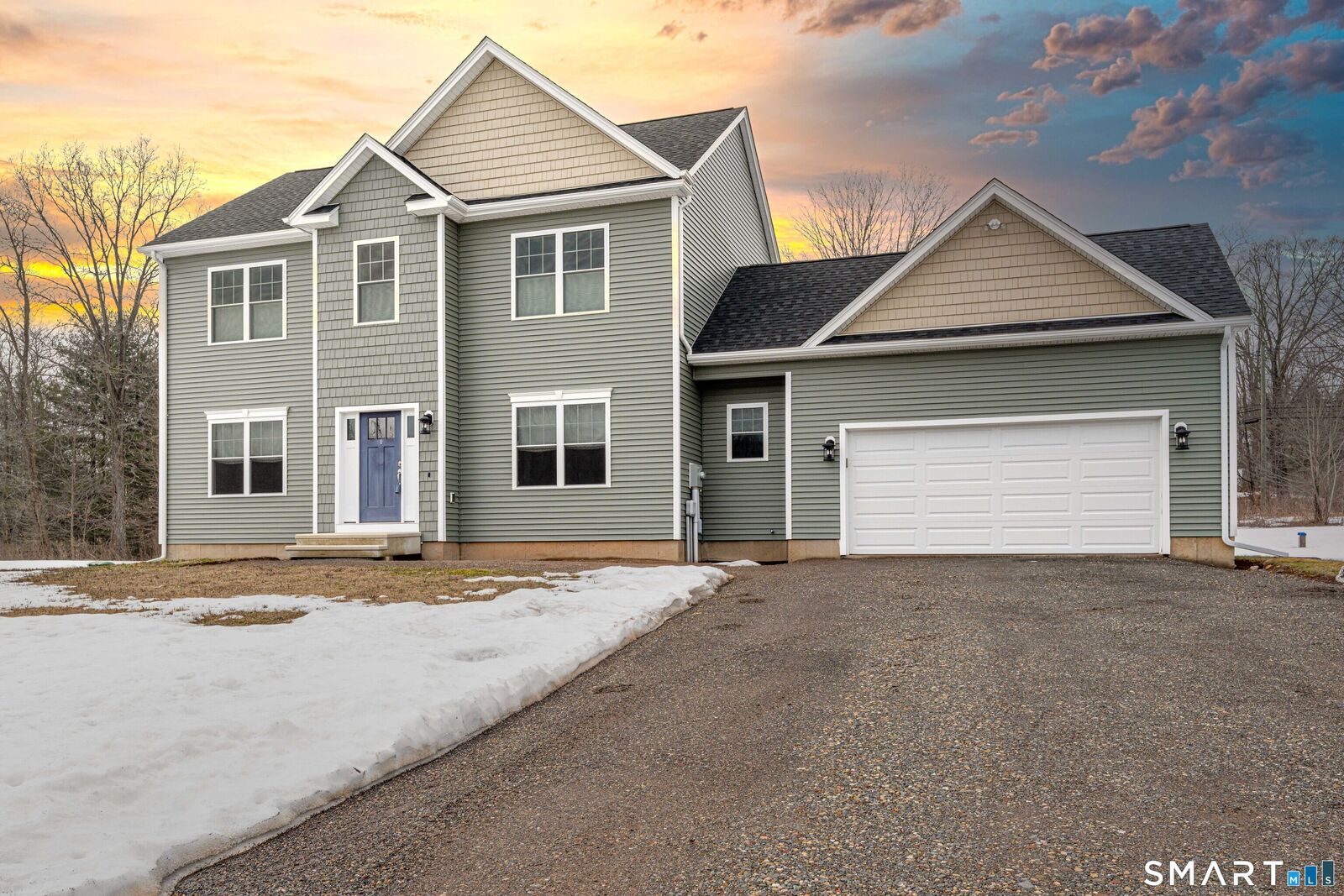 Property Photo:  2 Farmington Drive  CT 06472 