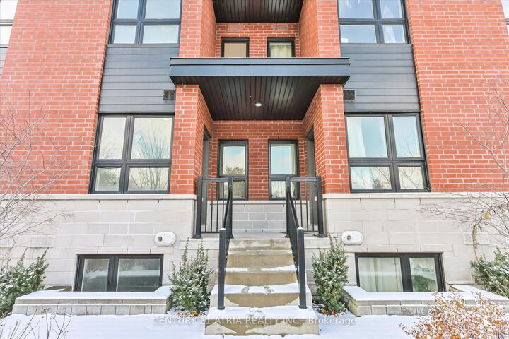 Property Photo: 2100 Bridletowne Circle 111 ON M1W 0A6