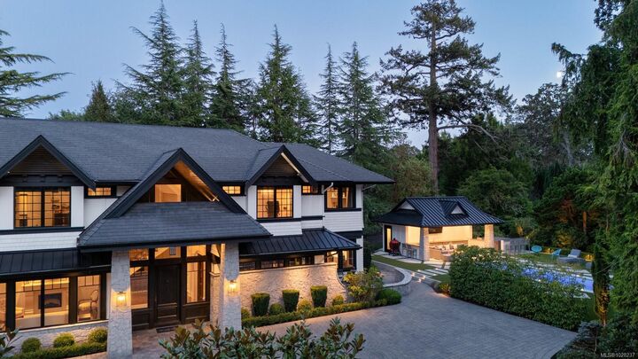 Property Photo: 3375 Ripon Rd BC V8R 6G8