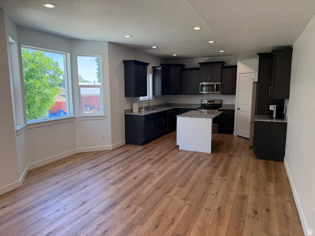 Property Photo: 740 N 175 E UT 84404