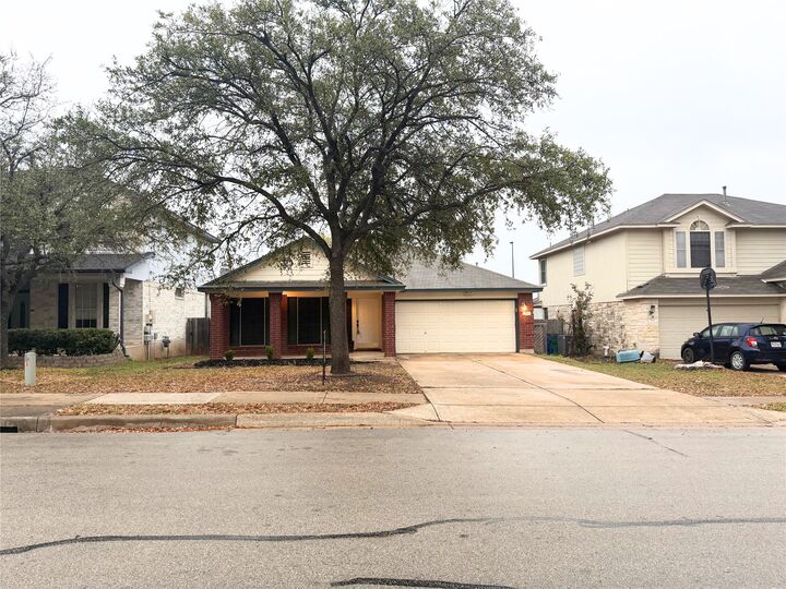 Property Photo:  711 Settlement Street  TX 78613 