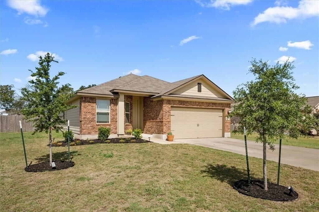 Property Photo:  572 Evening Star  TX 78640 