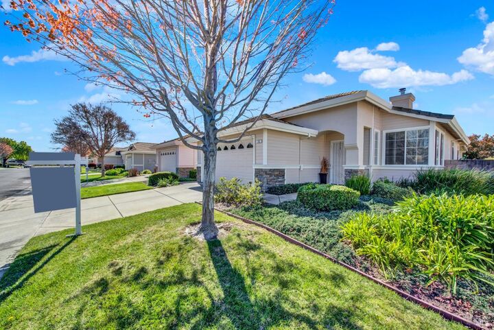 Property Photo:  313 Trellis Lane  CA 95687 