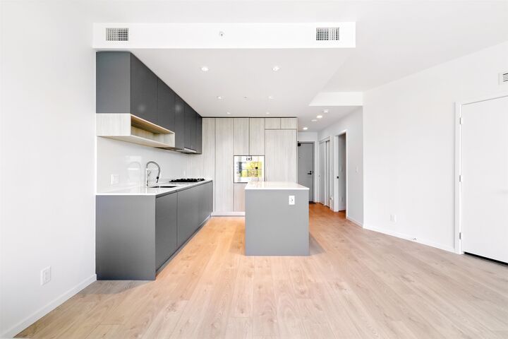 Property Photo: 6808 Minoru Boulevard 422 BC V6Y 0M7