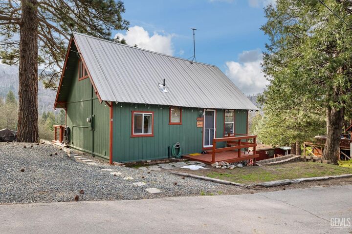 Property Photo: 45825 Carlin Drive CA 93260