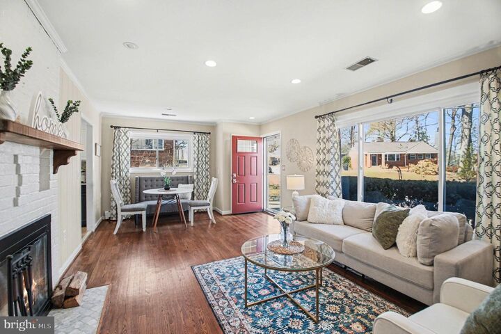 Property Photo:  10807 Maple Street  VA 22030 