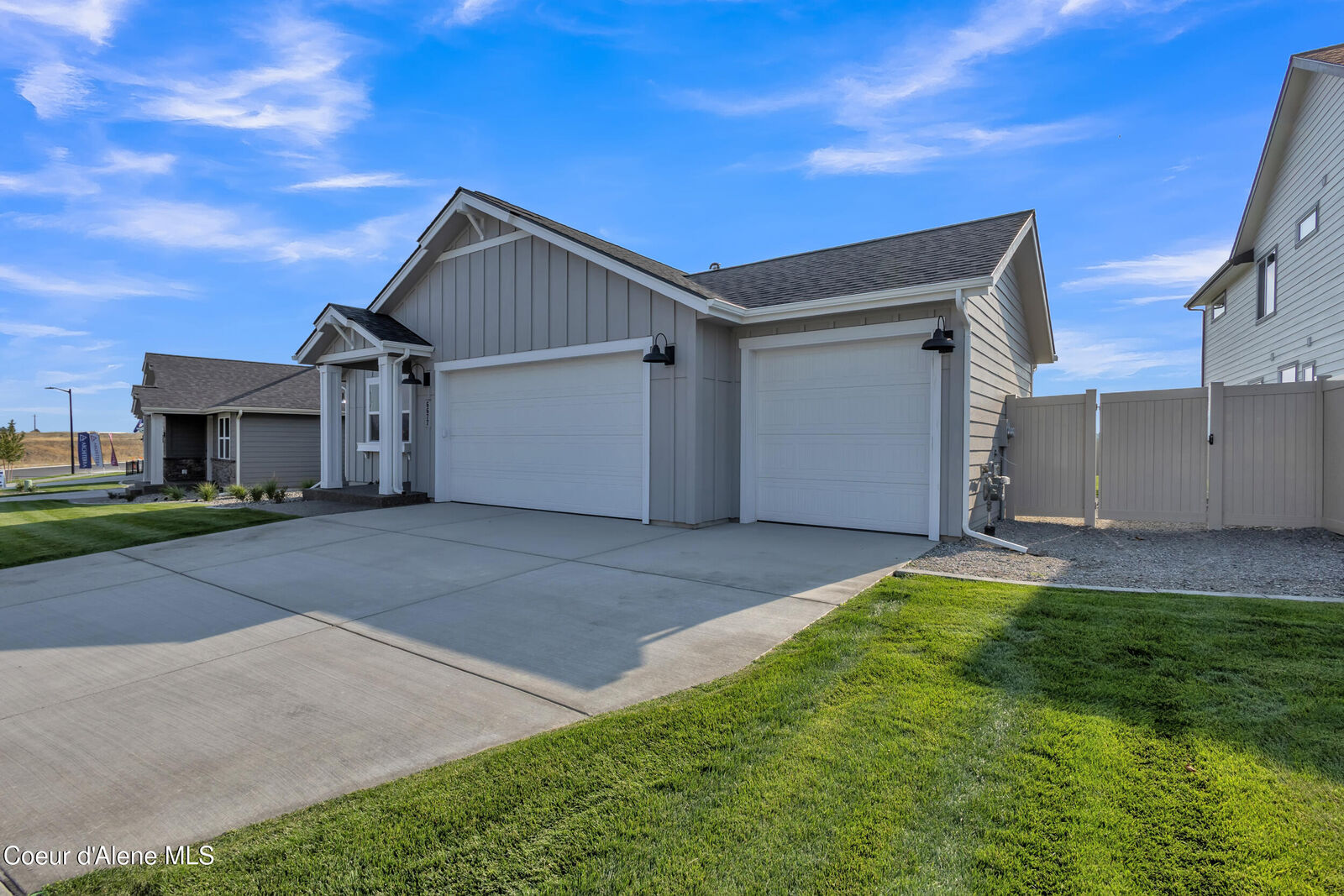 Property Photo:  6981 N Coeur Terre Blvd  ID 83815 