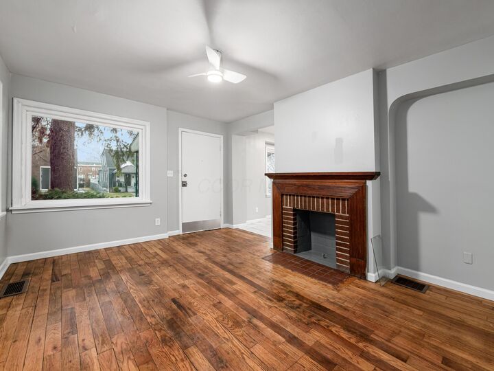 Property Photo: 1052 Geers Avenue OH 43206