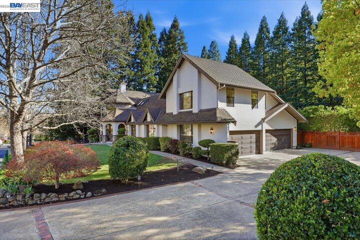 Property Photo:  5212 Blackhawk Dr  CA 94506 