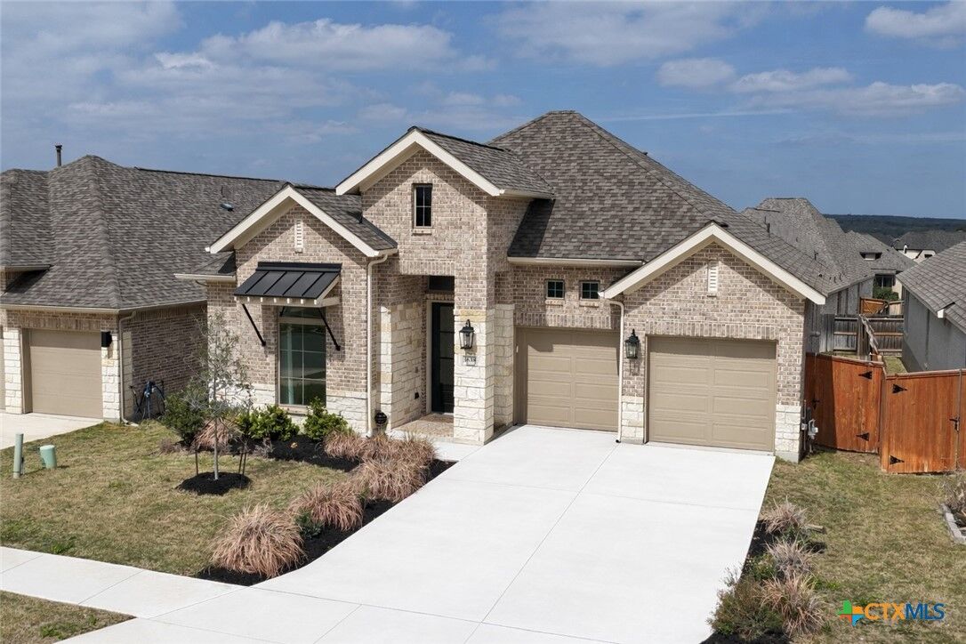 Property Photo: 1838 Luna Street TX 78132