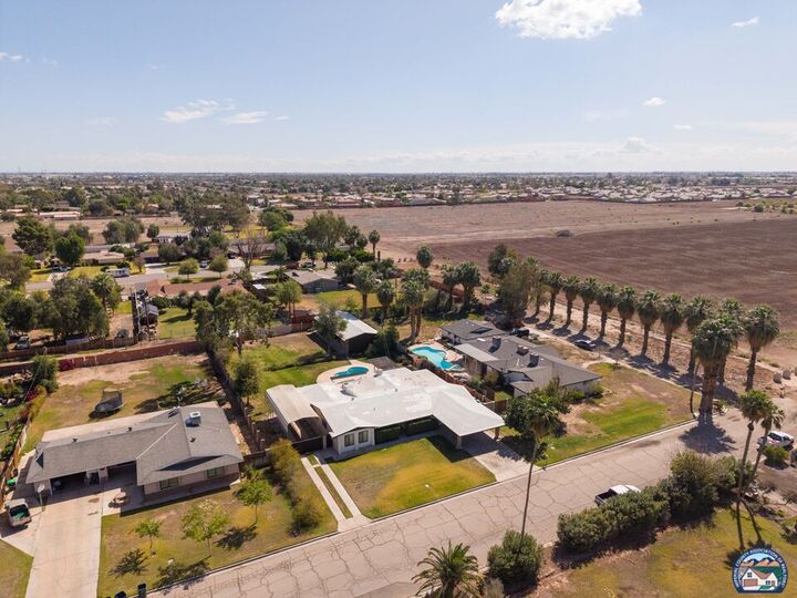 Property Photo:  435 S Glenwood Dr  CA 92243 