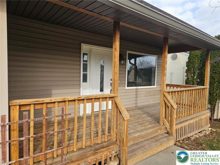 Property Photo:  6848 Leh Court  PA 18066 