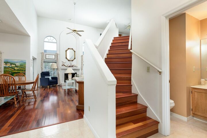 Property Photo: 526 Whittingham Place FL 32746