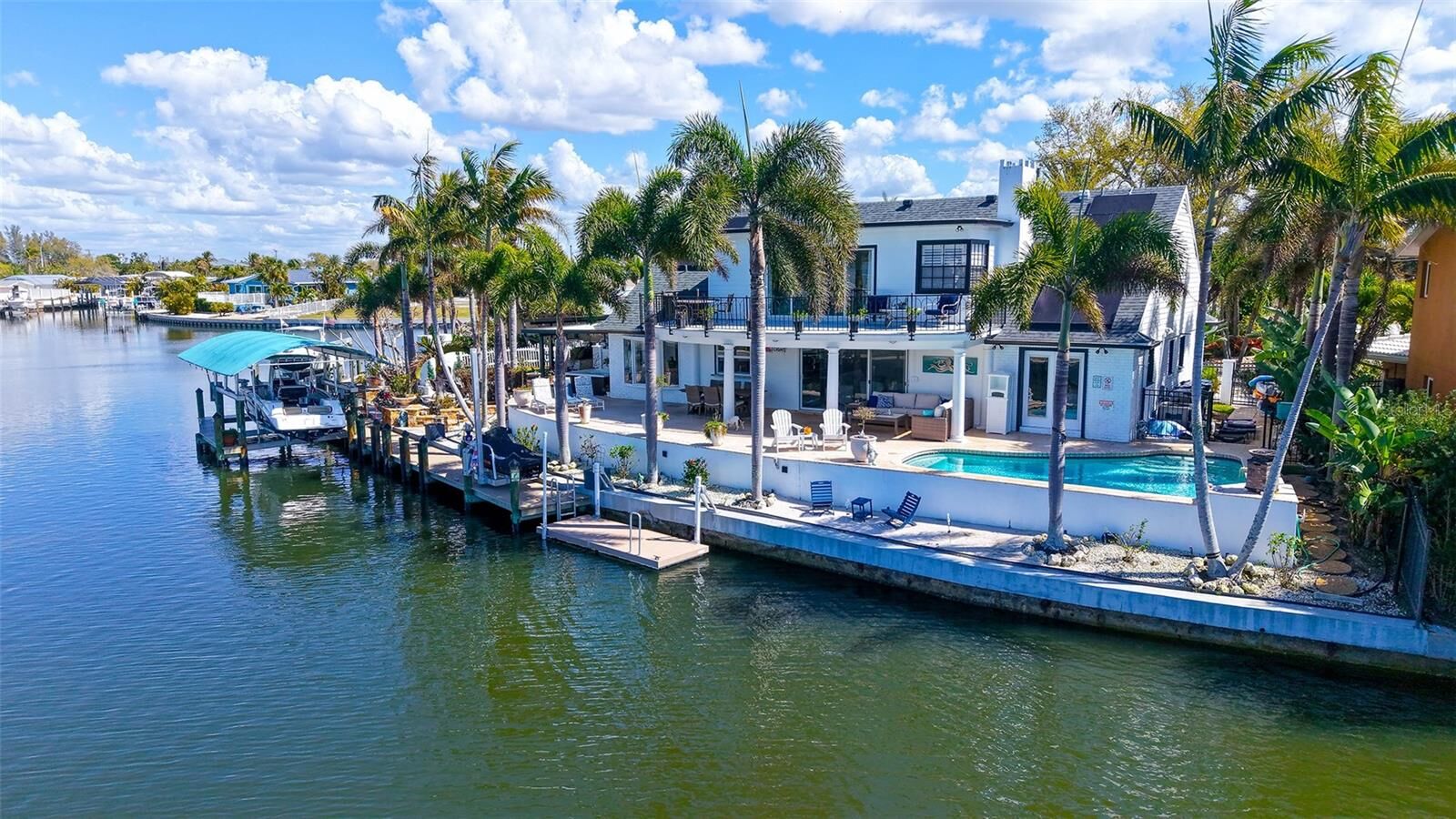 Property Photo:  10432 Spoonbill Road W  FL 34209 