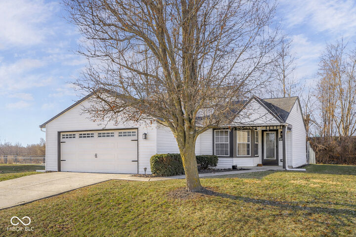 Property Photo:  8278 N Waterford Drive  IN 47201 