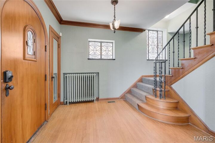 Property Photo:  5866 Delor Street  MO 63109 