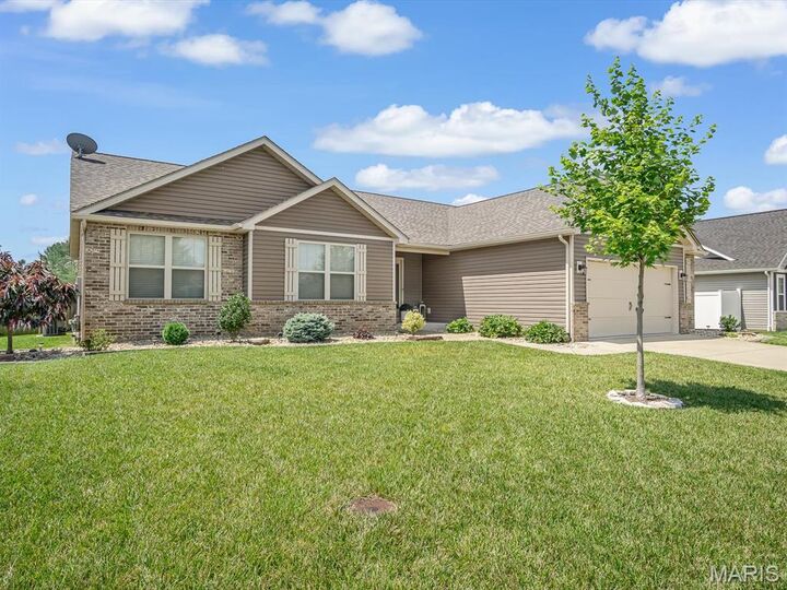 Property Photo:  1417 Keck Ridge Drive  IL 62269 