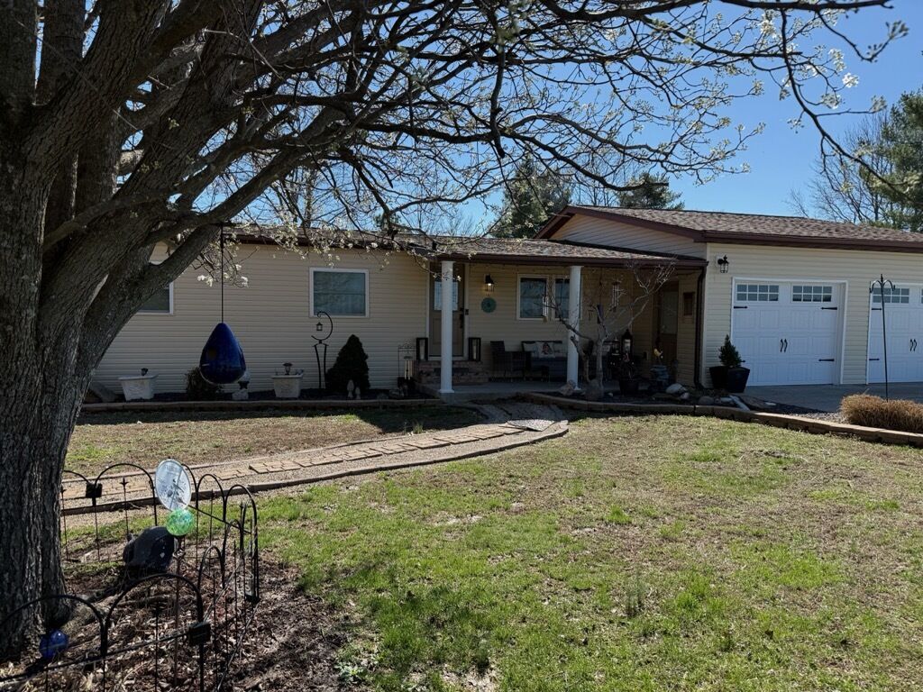 Property Photo: 10915 Union Ridge Lane IL 62959