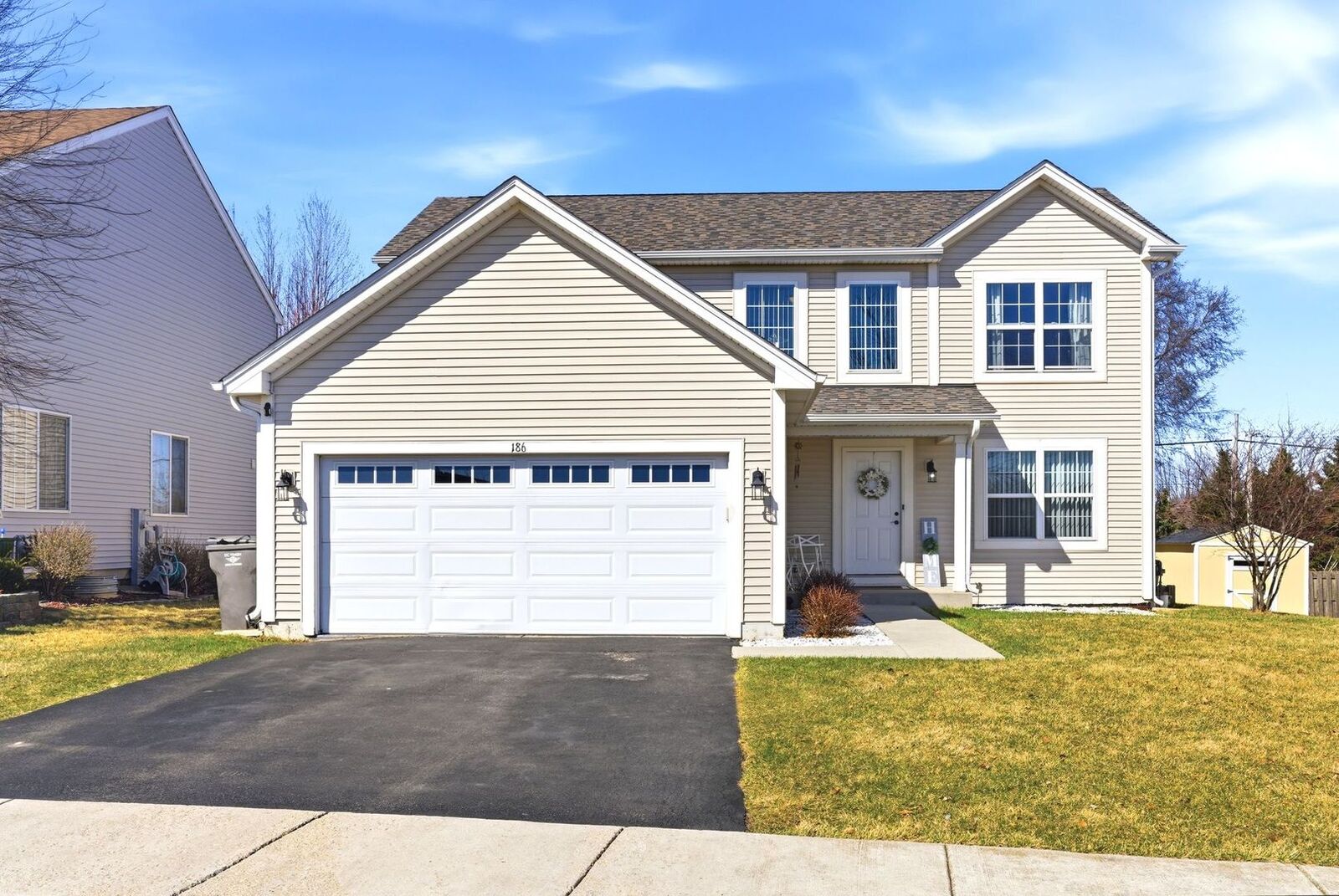 Property Photo:  186 Manning Avenue  IL 60538 