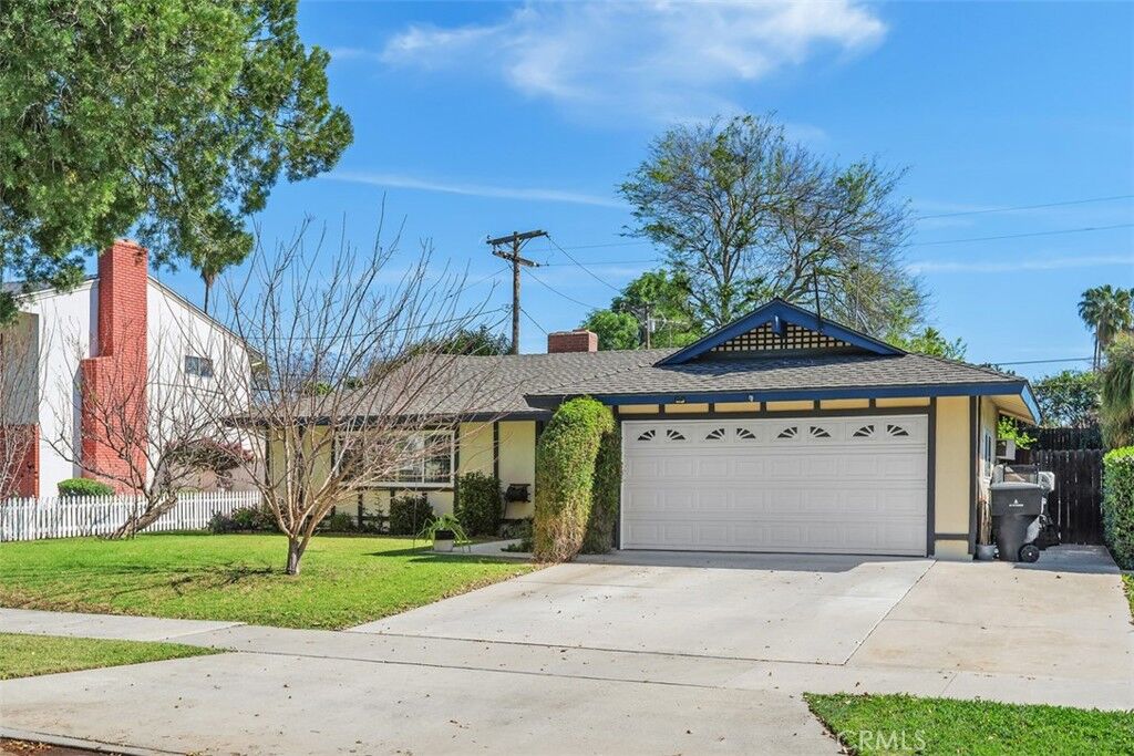 Property Photo:  6176 Wiehe  CA 92506 
