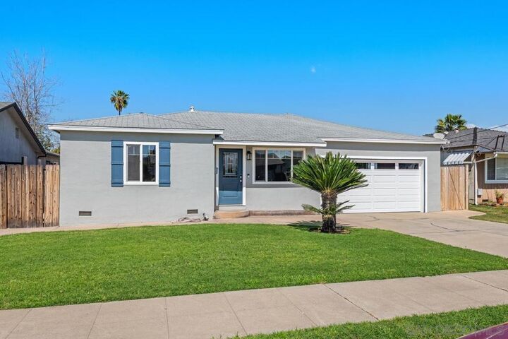 Property Photo:  468 Manor  CA 92020 