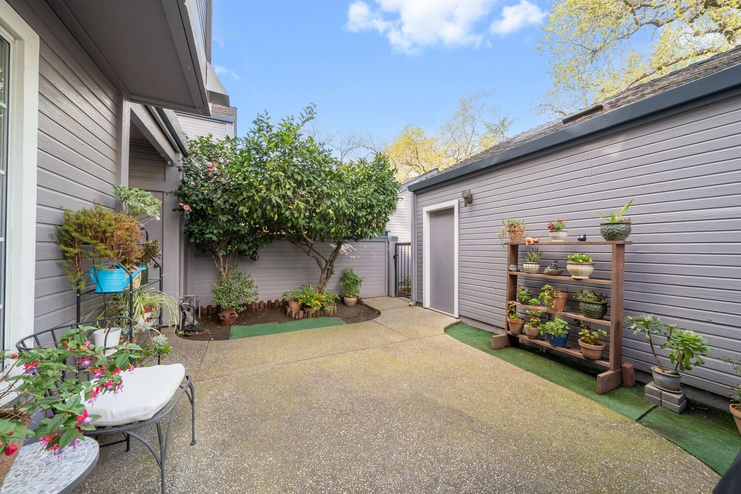 Property Photo:  4112 Alex Lane  CA 95608 