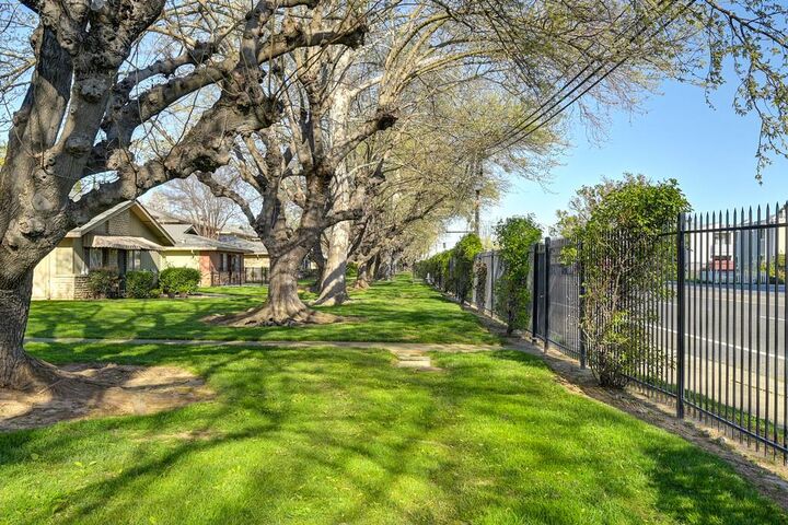 Property Photo:  10803 Coloma Road 4  CA 95670 