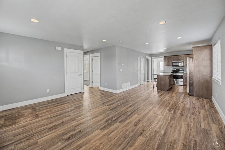 Property Photo:  1717 Leslie Avenue  MT 59601 