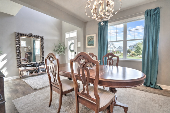 Property Photo:  1466 Clover Preserve Lane  MN 55318 