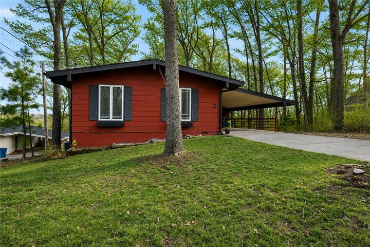 Property Photo:  2 Tilbury Lane  AR 72715 
